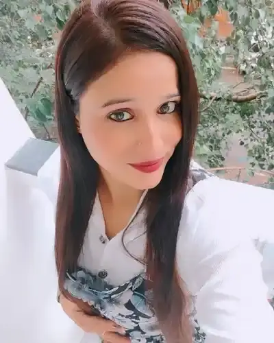 Call Girls in Hindoli