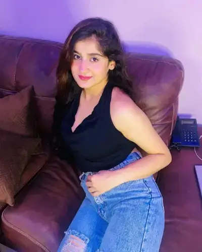 Call Girls Hindoli